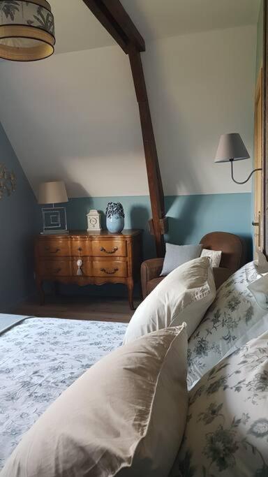 Le Pigeonnier / Gite De Charme 1 A 4 Pers 80 M² 껑브헤 외부 사진